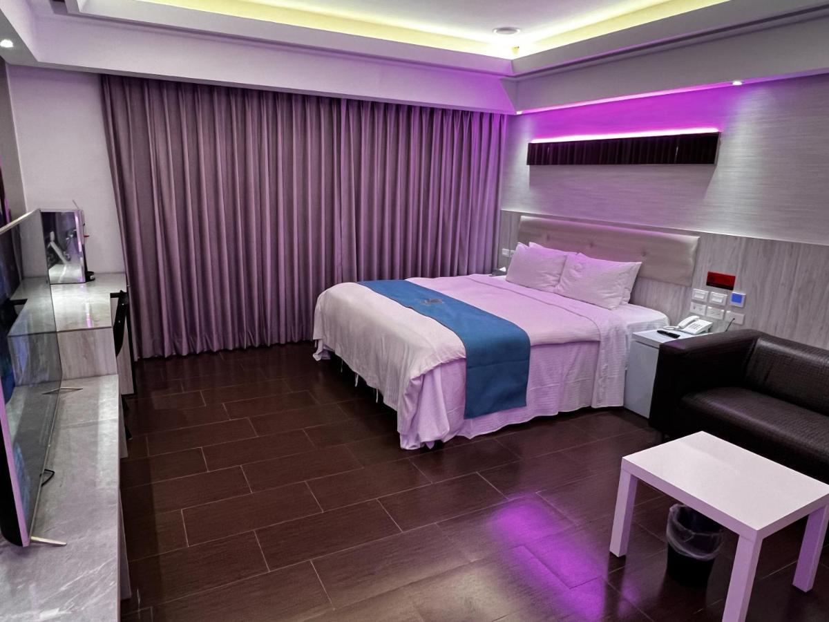 King Motel王者 桃園市旅館177號 Bagian luar foto