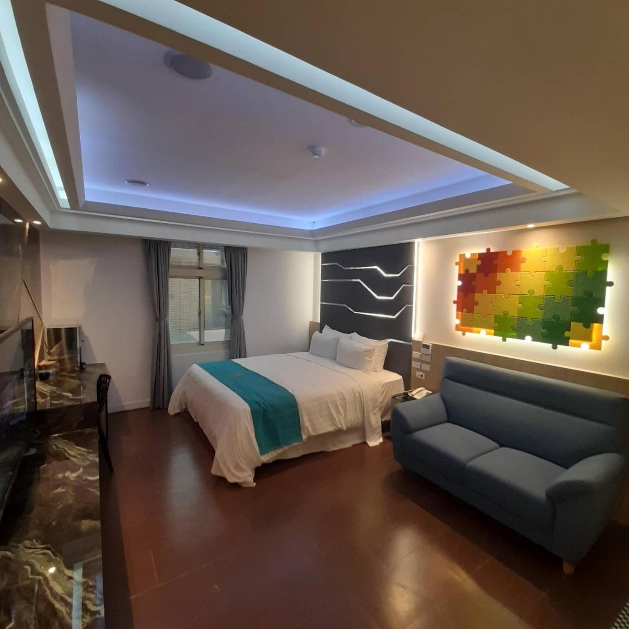 King Motel王者 桃園市旅館177號 Bagian luar foto